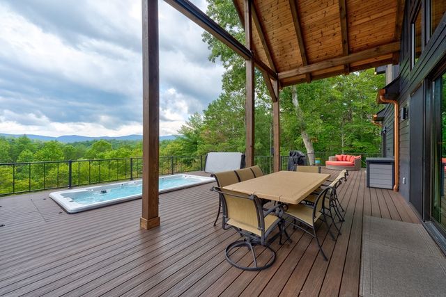 312 Charles Road, Ellijay, GA 30540