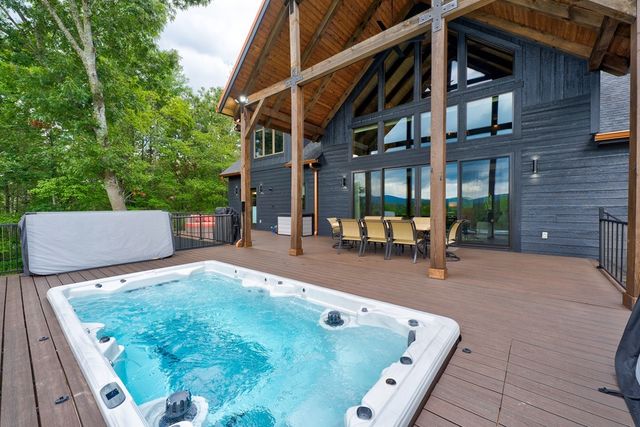 312 Charles Road, Ellijay, GA 30540