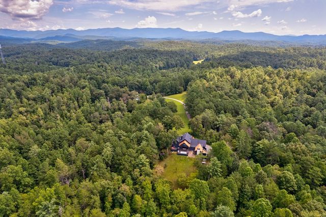 312 Charles Road, Ellijay, GA 30540