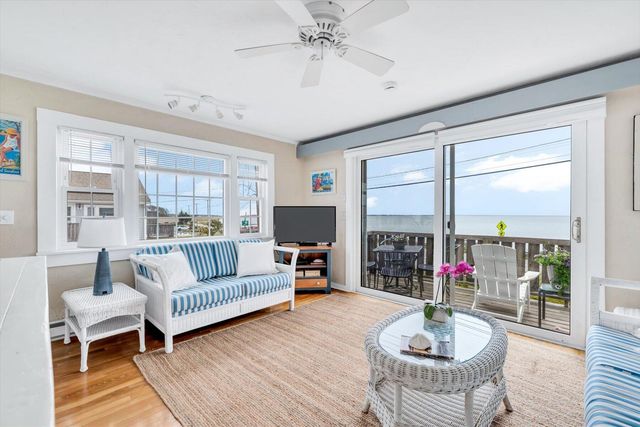 690 Commercial Street UNIT 1D, Provincetown, MA 02657