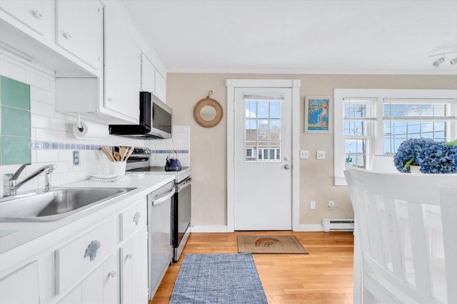 690 Commercial Street UNIT 1D, Provincetown, MA 02657