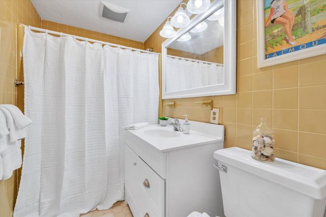 690 Commercial Street UNIT 1D, Provincetown, MA 02657