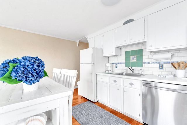 690 Commercial Street UNIT 1D, Provincetown, MA 02657