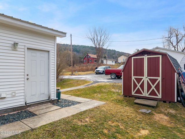1677 New York 145, Middleburgh, NY 12122
