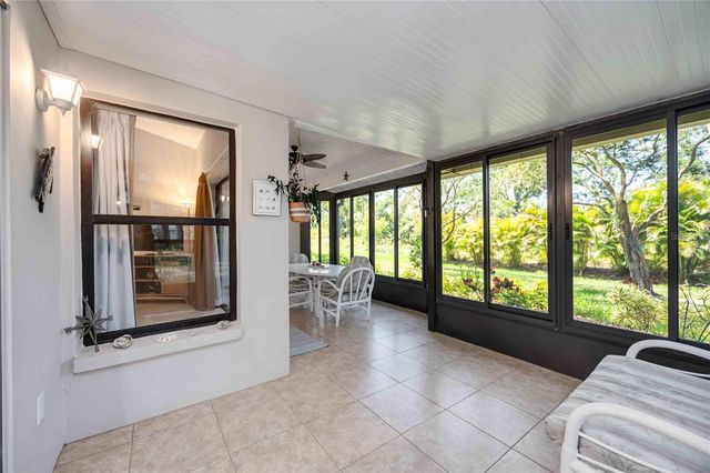 269 SOUTHAMPTON DRIVE 303, Venice, FL 34293