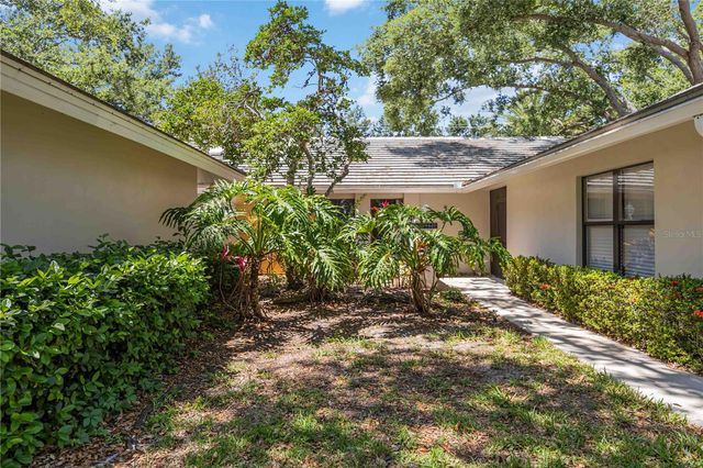 269 SOUTHAMPTON DRIVE 303, Venice, FL 34293