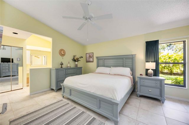 269 SOUTHAMPTON DRIVE 303, Venice, FL 34293