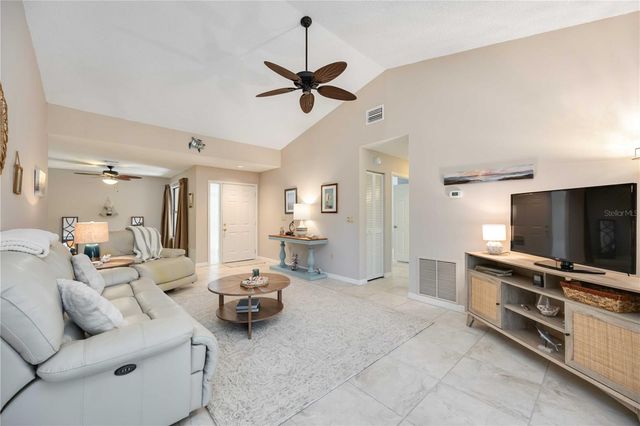 269 SOUTHAMPTON DRIVE 303, Venice, FL 34293