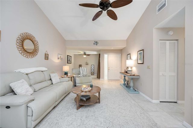 269 SOUTHAMPTON DRIVE 303, Venice, FL 34293