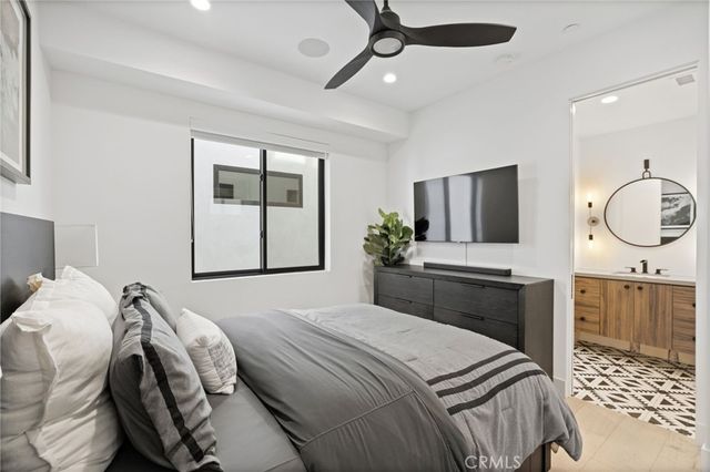 306 3rd Street, Huntington Beach, CA 92648