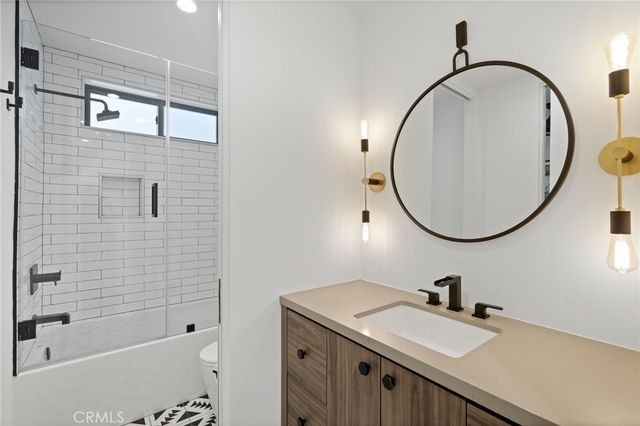 306 3rd Street, Huntington Beach, CA 92648