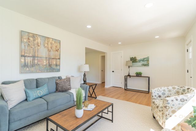 913 Woodmore Terrace, Chattanooga, TN 37411