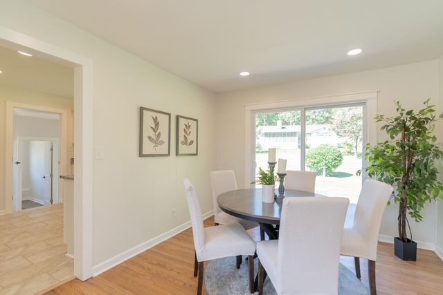 913 Woodmore Terrace, Chattanooga, TN 37411