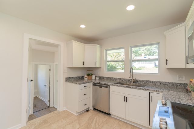 913 Woodmore Terrace, Chattanooga, TN 37411