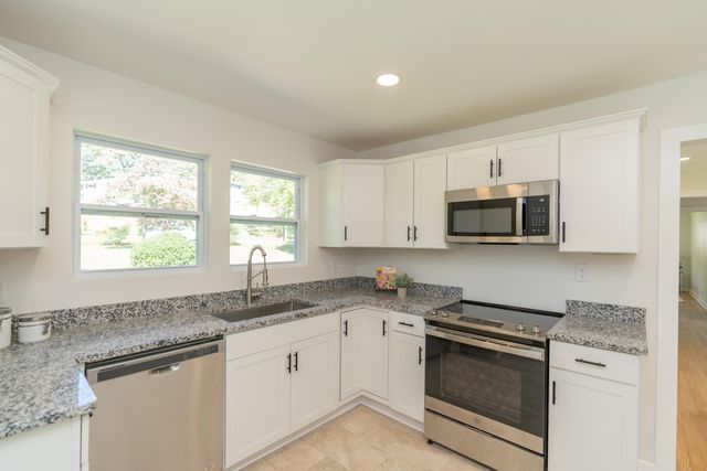 913 Woodmore Terrace, Chattanooga, TN 37411