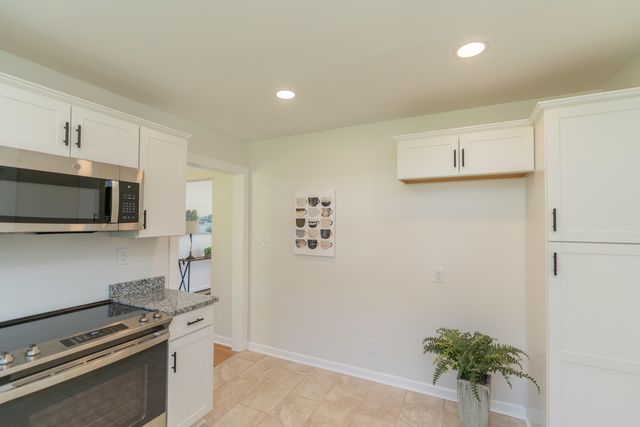 913 Woodmore Terrace, Chattanooga, TN 37411