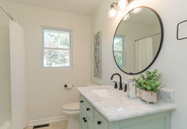 913 Woodmore Terrace, Chattanooga, TN 37411
