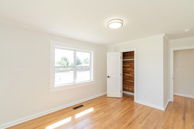 913 Woodmore Terrace, Chattanooga, TN 37411