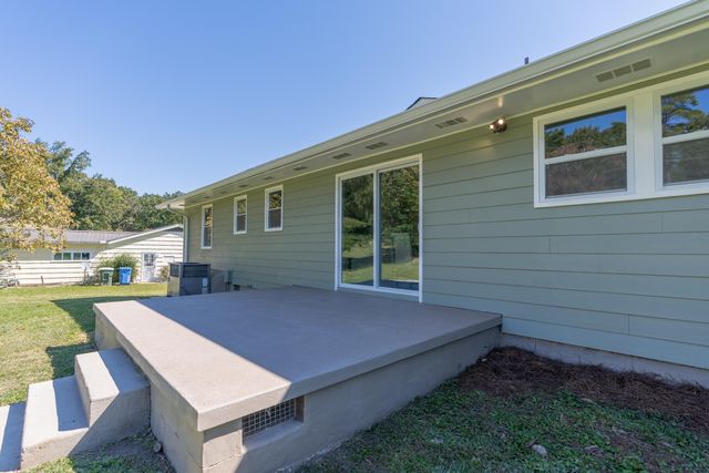 913 Woodmore Terrace, Chattanooga, TN 37411