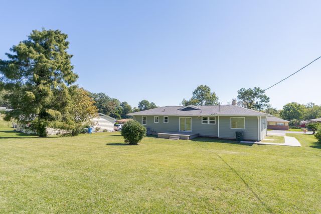 913 Woodmore Terrace, Chattanooga, TN 37411