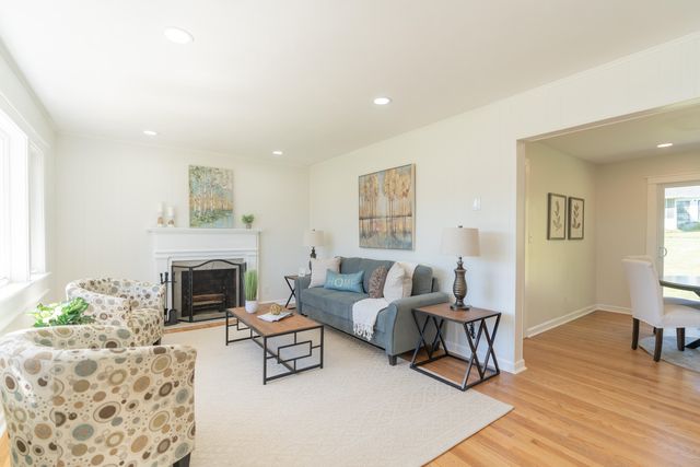 913 Woodmore Terrace, Chattanooga, TN 37411