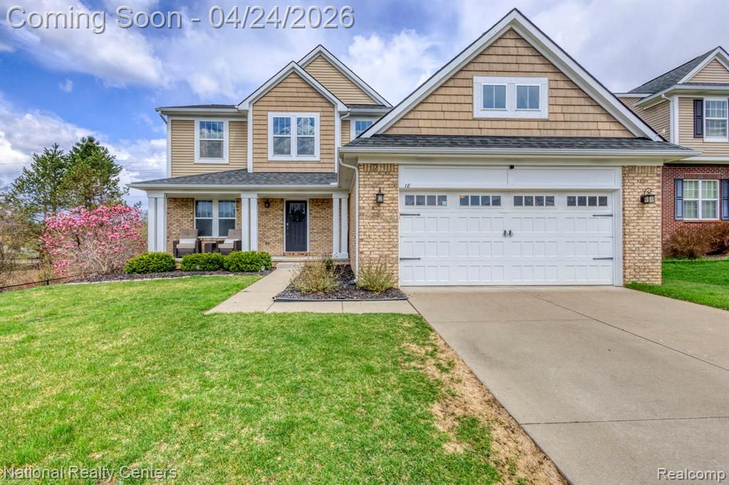 18 Wildrose Drive, White Lake, MI 48386