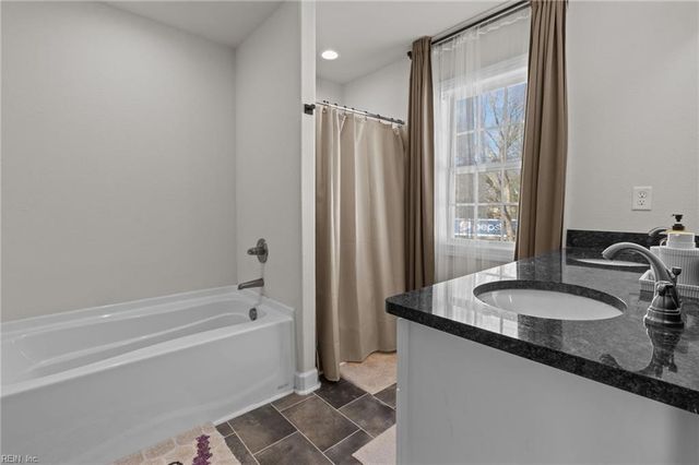 812 Somb Moore WAY, Chesapeake, VA 23324