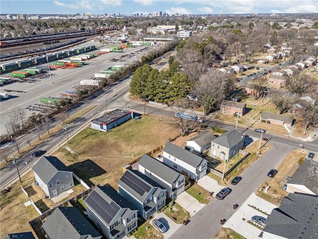 812 Somb Moore WAY, Chesapeake, VA 23324