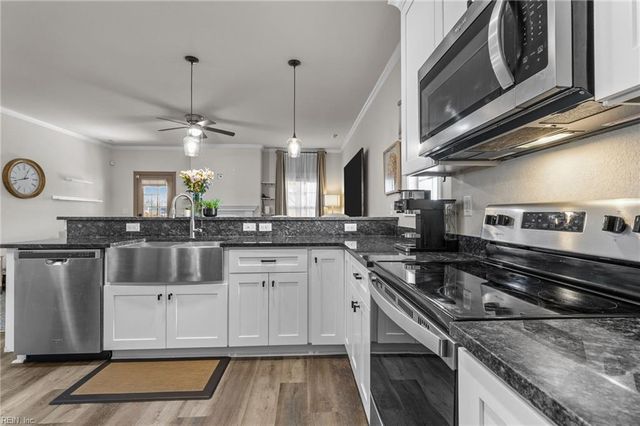 812 Somb Moore WAY, Chesapeake, VA 23324