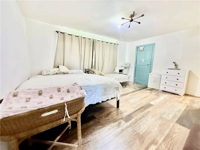 21868 Isatis Avenue, Apple Valley, CA 92307