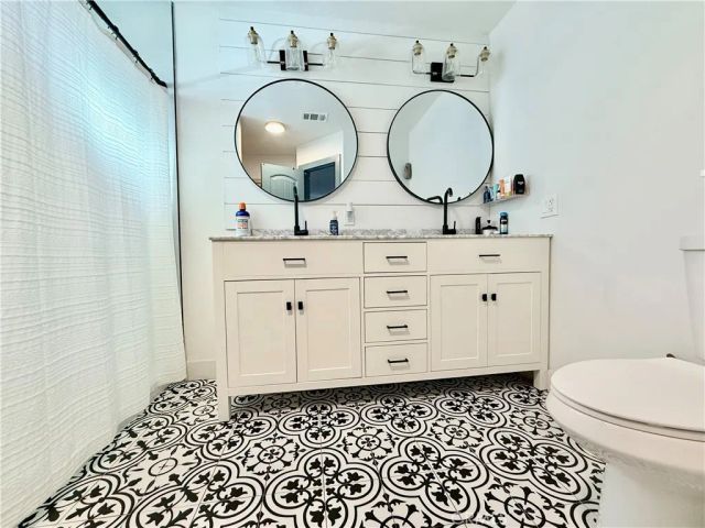 21868 Isatis Avenue, Apple Valley, CA 92307