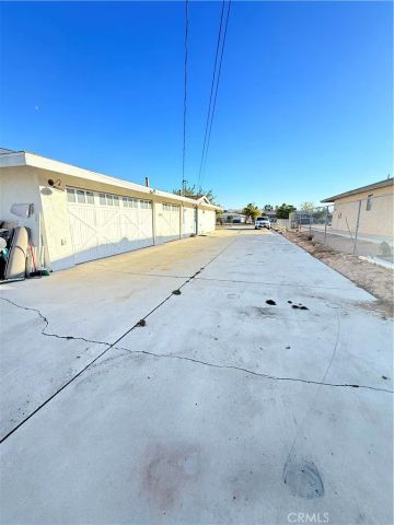 21868 Isatis Avenue, Apple Valley, CA 92307