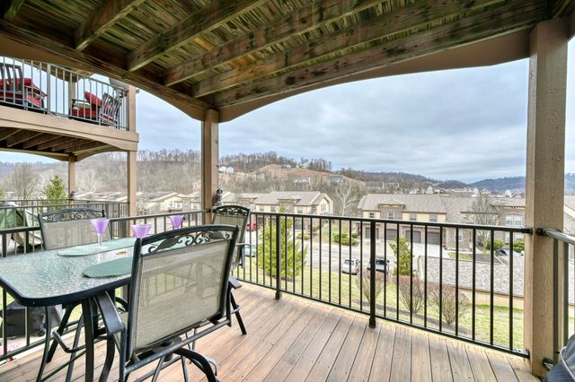 2361 Rolling Hills Drive, Covington, KY 41017