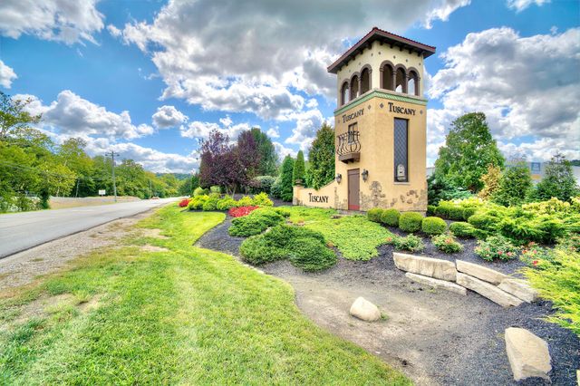 2361 Rolling Hills Drive, Covington, KY 41017