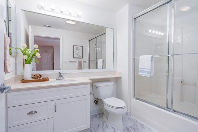 1982 W Bayshore Road 219, East Palo Alto, CA 94303