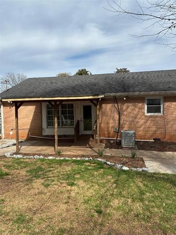 8795 Maysville Road, Maysville, GA 30558