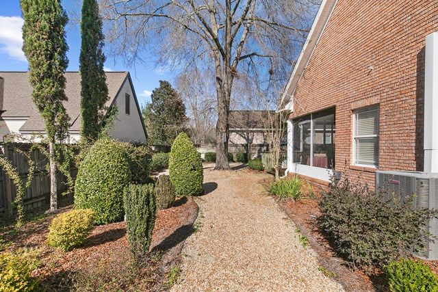 608 Jamestown Blvd, Dothan, AL 36301