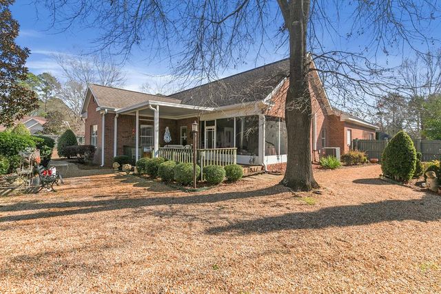 608 Jamestown Blvd, Dothan, AL 36301