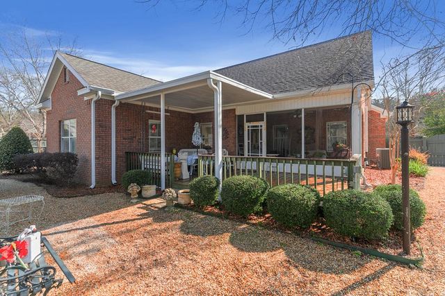 608 Jamestown Blvd, Dothan, AL 36301