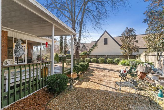 608 Jamestown Blvd, Dothan, AL 36301