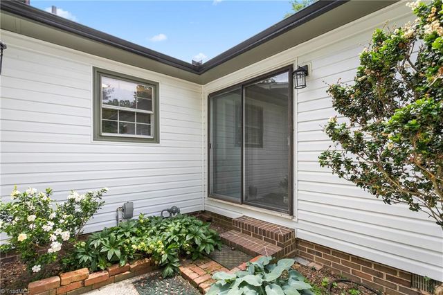 3014 Shady Lawn Drive, Greensboro, NC 27408