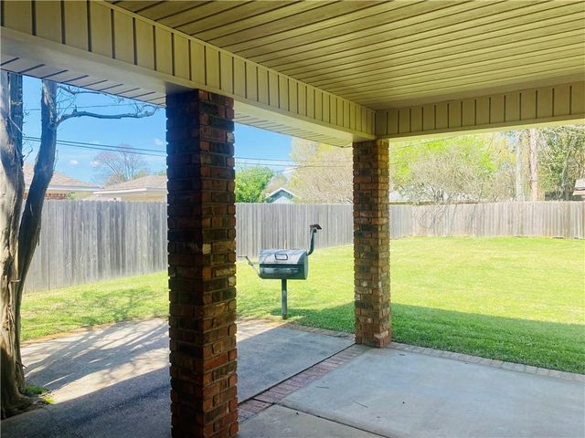 437 HIGHPOINT Drive, Alexandria, LA 71303