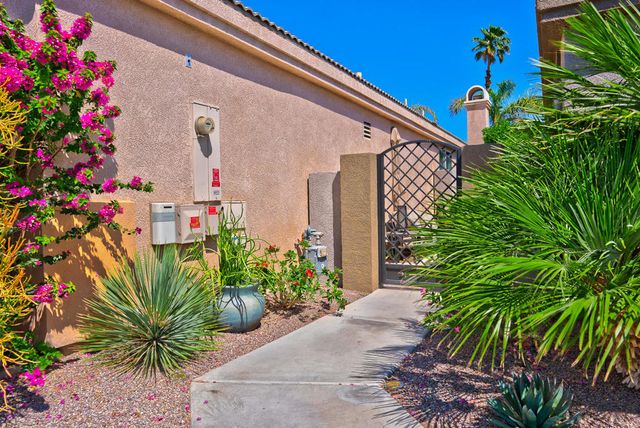 67718 S Laguna Drive, Cathedral City, CA 92234