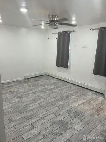 810 E hazelwood Avenue, Rahway, NJ 07065