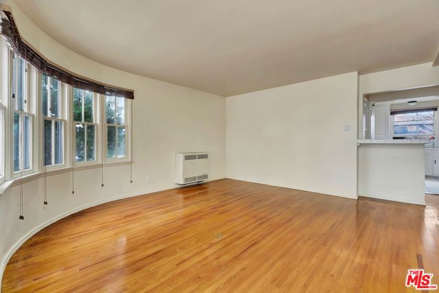 3725 S Victoria Avenue, Los Angeles, CA 90016