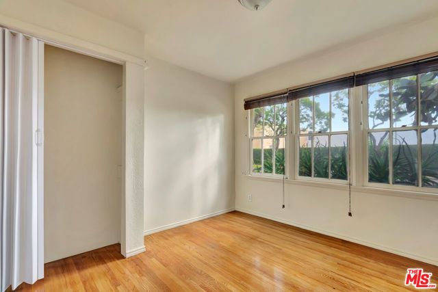 3725 S Victoria Avenue, Los Angeles, CA 90016