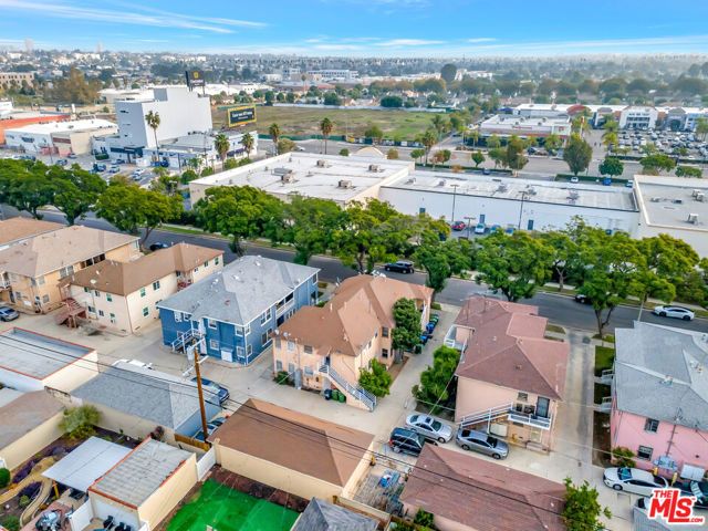 3725 S Victoria Avenue, Los Angeles, CA 90016