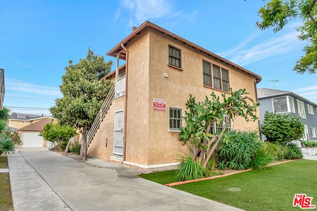 3725 S Victoria Avenue, Los Angeles, CA 90016