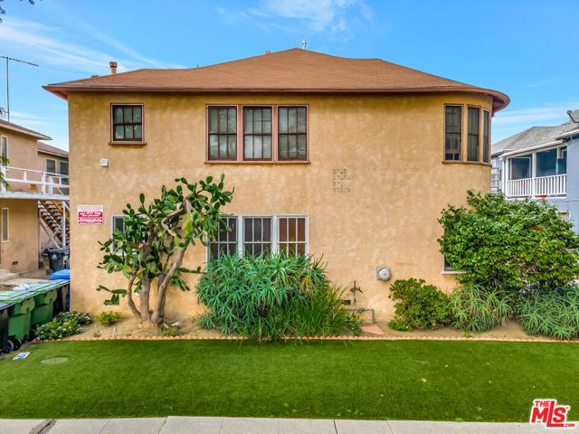 3725 S Victoria Avenue, Los Angeles, CA 90016