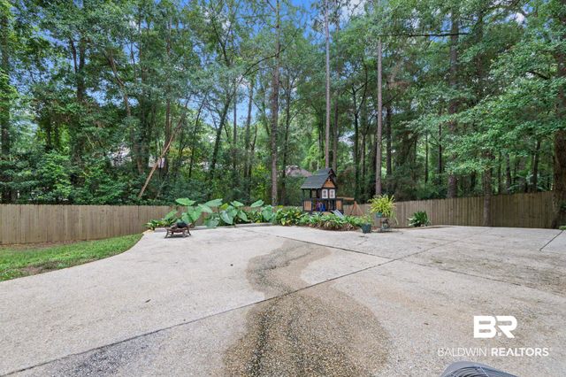 6501 Sugar Creek Drive, Mobile, AL 36695